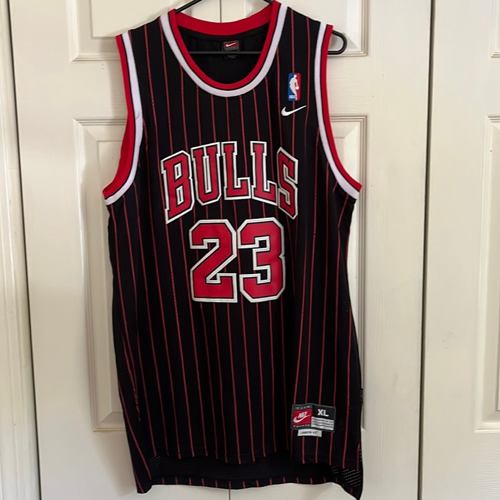Nike Chicago Bulls #23 Michael Jordan basketball jersey XL